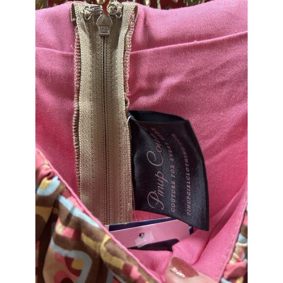 Pinup Girl Clothing Harley dress in Hotel print XL Pinup Couture Laura Byrnes - Picture 5 of 8